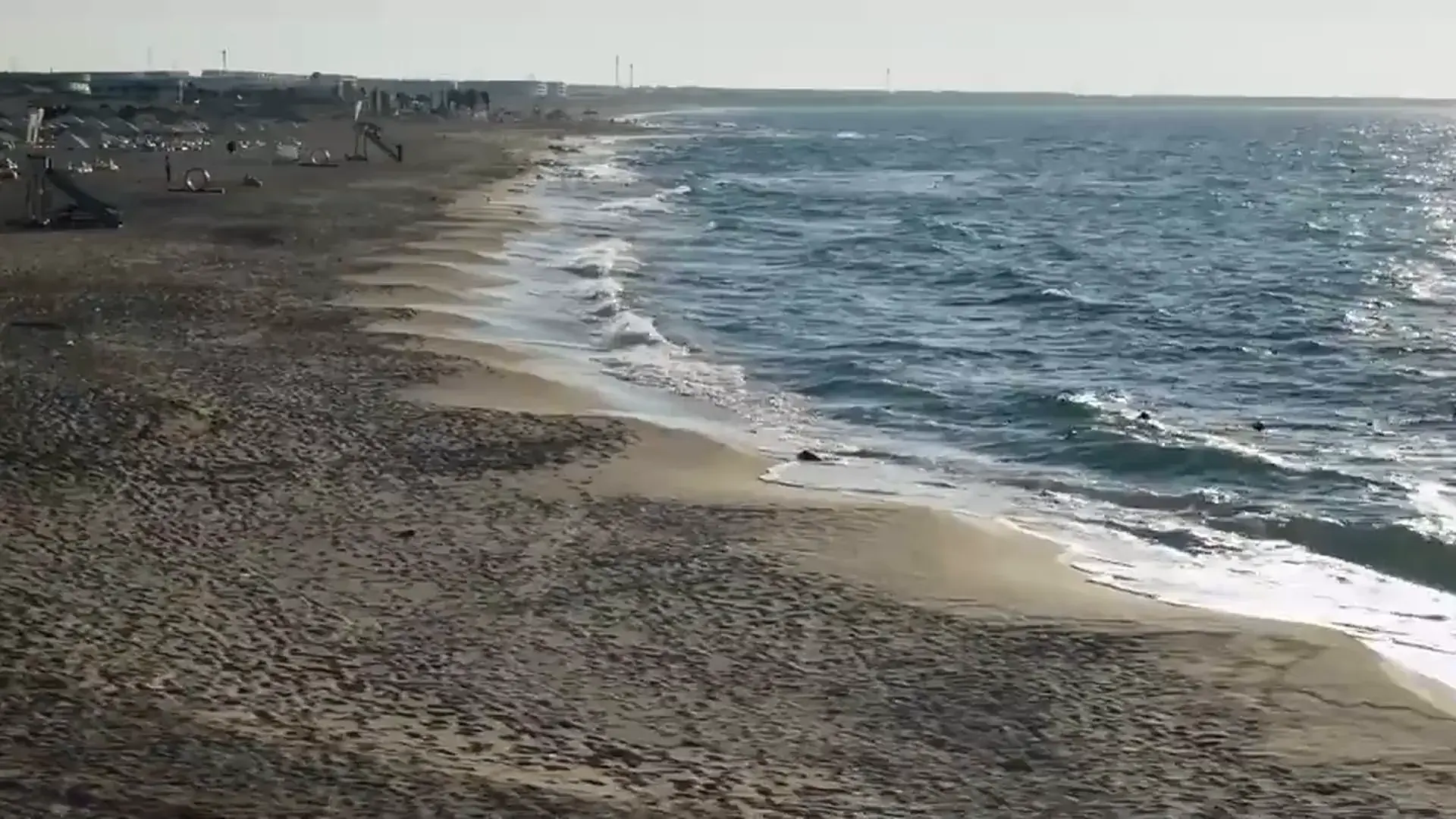 شاطئ سيلفر ساندس في سيدي حنيش بالساحل الشمالي